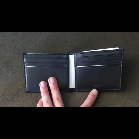 Coach men slim Billfold varsity wallet - Picture 4 of 4